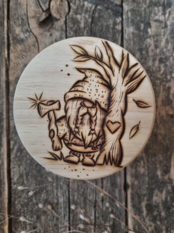 Handgebranntes Aufbewahrungs-Glas mit Ragnar-Motiv aus der BrandLing-Stube.